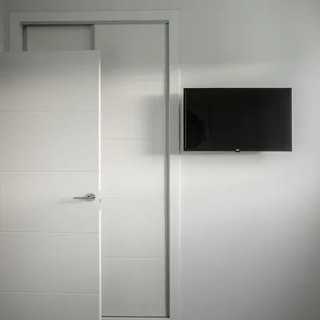 Апартаменти Sunny In With Outdoor Swimming Pool And Garage Parking Place Included, 300m From The Sandy Денія