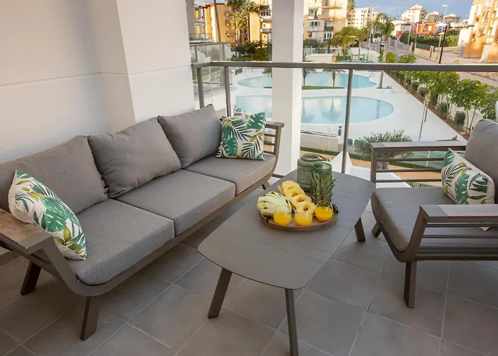 Sunny In With Outdoor Swimming Pool And Garage Parking Place Included, 300m From The Sandy Денія